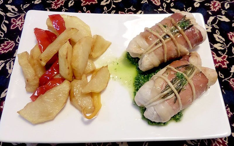 Corso di Cuoco | Involtini di Pollo e Speck e contorno ...